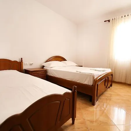 The Barend Apartment *
